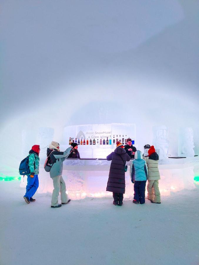Arctic Snowhotel & Glass Igloos 3*