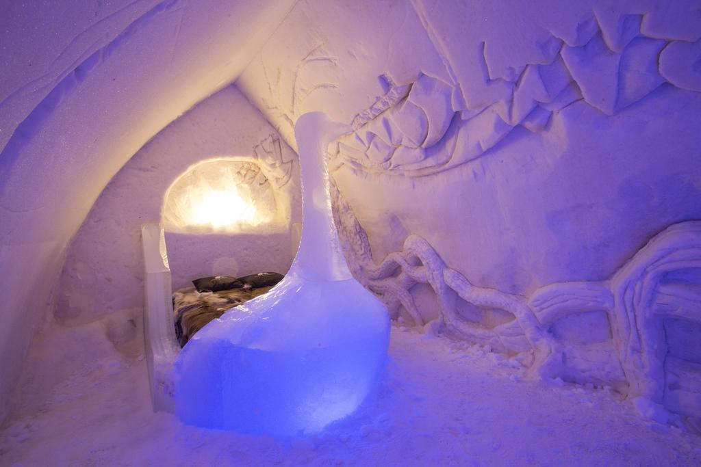 Arctic Snowhotel & Glass Igloos Hotel
