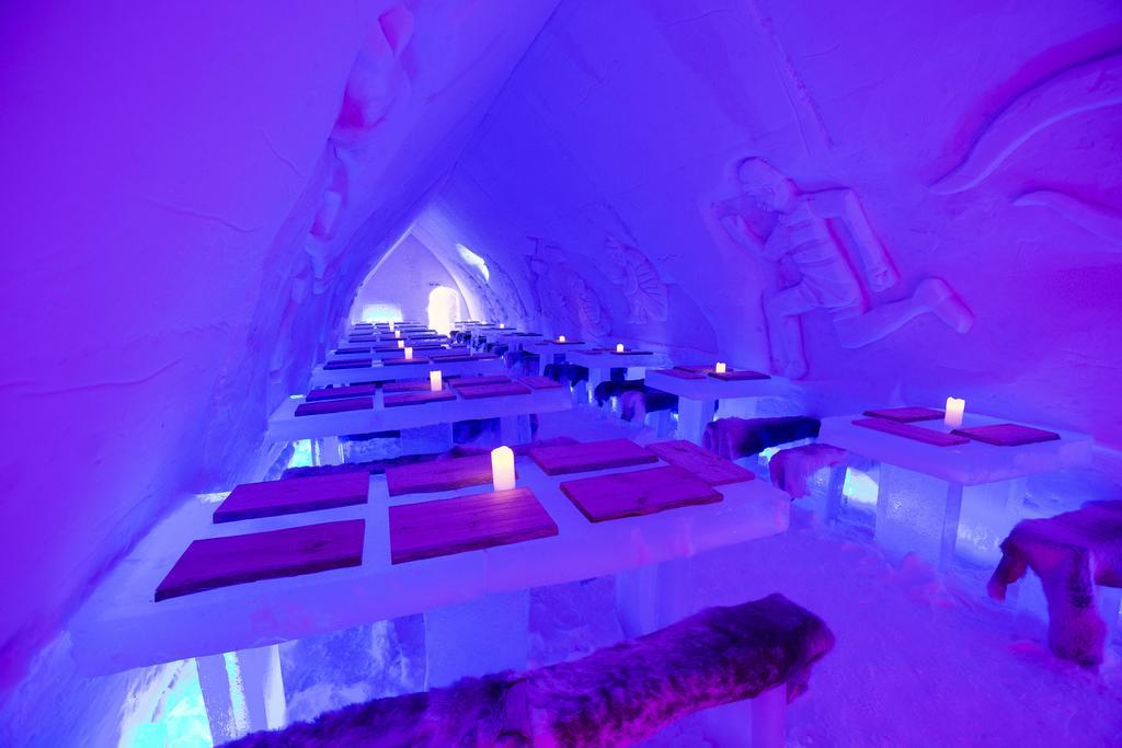 Arctic Snowhotel & Glass Igloos Hotel 3*